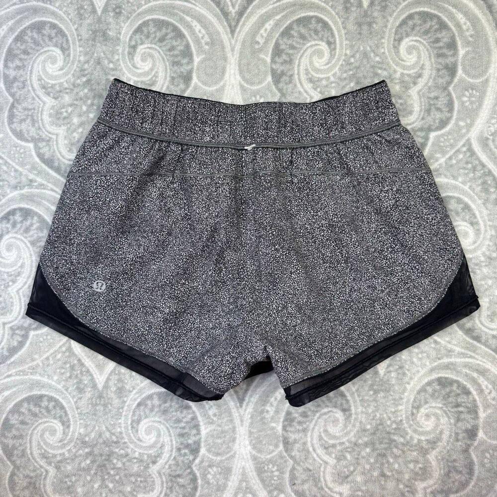 Womens Lululemon Two With One Short (Reversible 3")
